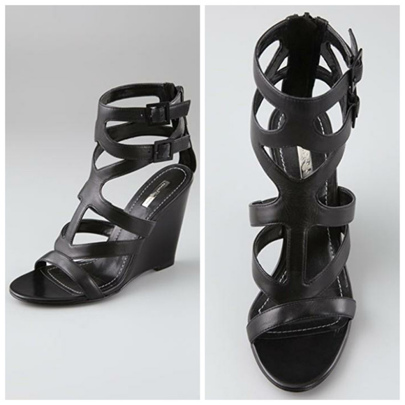 Report Signature Shoes - Report Signature Mazeau Wedge Strappy Sandals Report Signature Shoes - Report Signature Mazeau Wedge Strappy Sandals